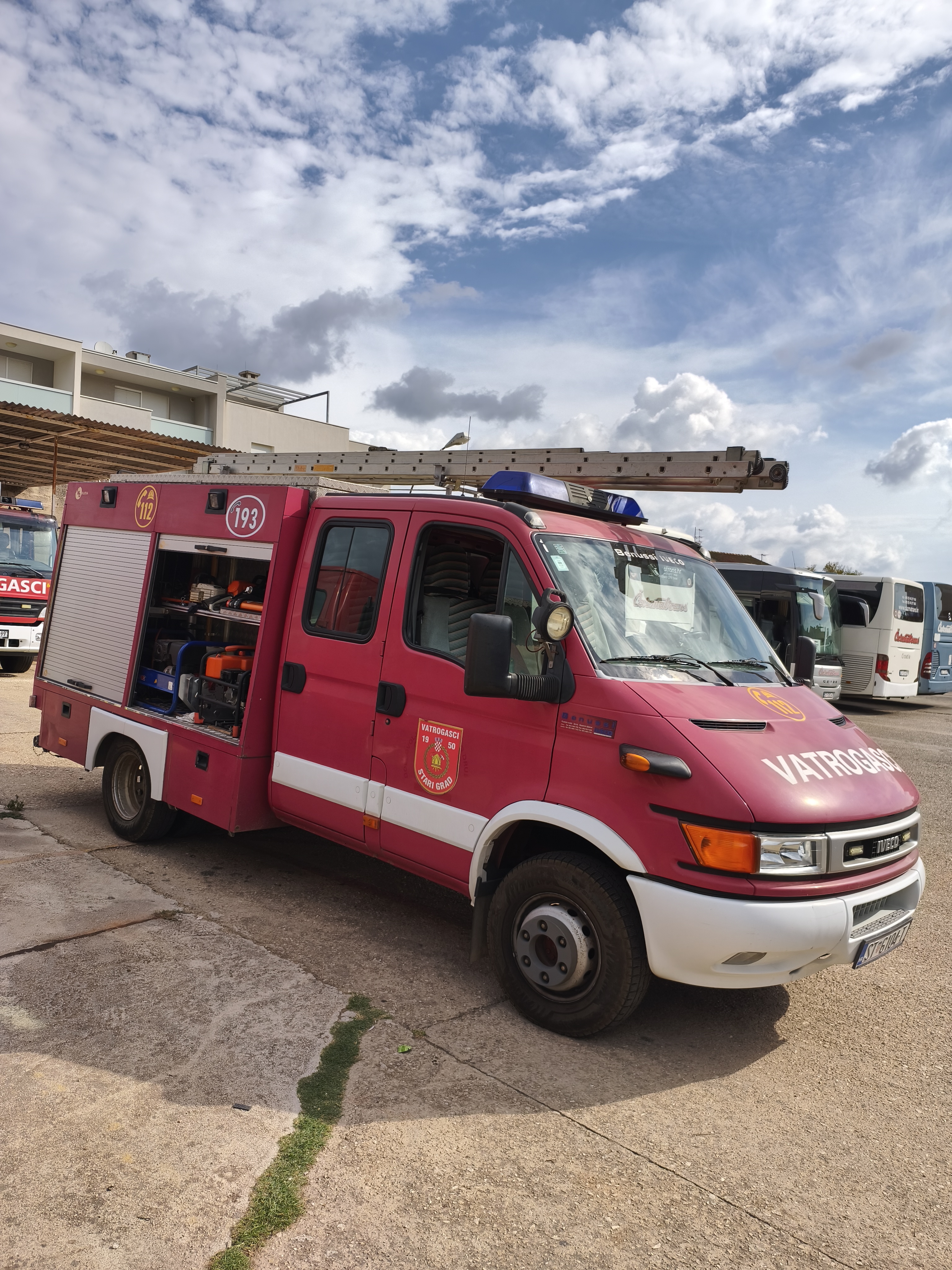 Vatrogasno vozilo FAROS 2 TV, Iveco Daily, DVD Stari Grad